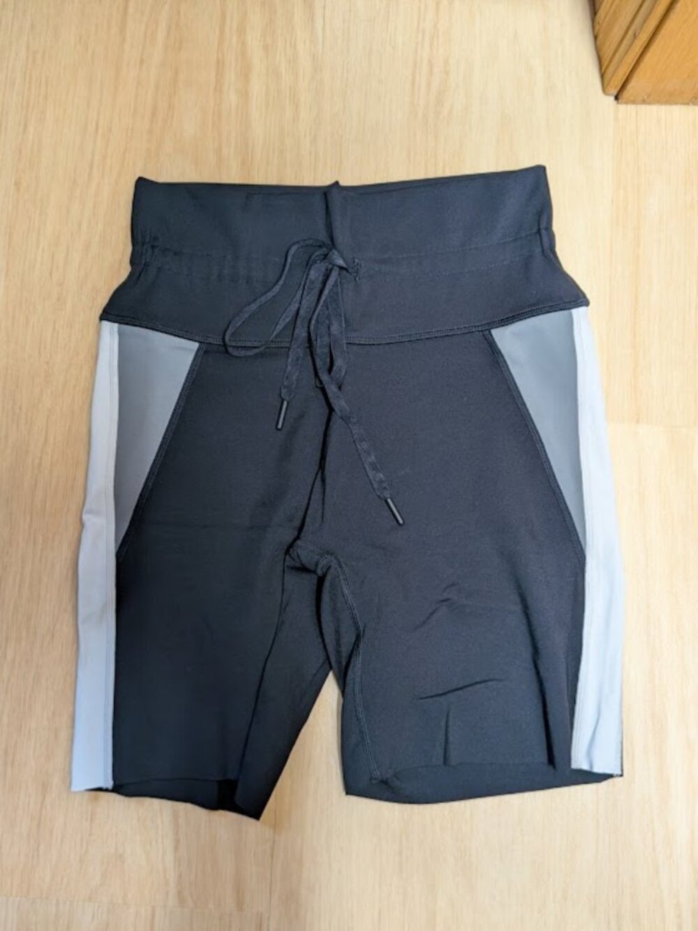 OFFLINE By Aerie Goals Colorblock Bike Short True Black Large L